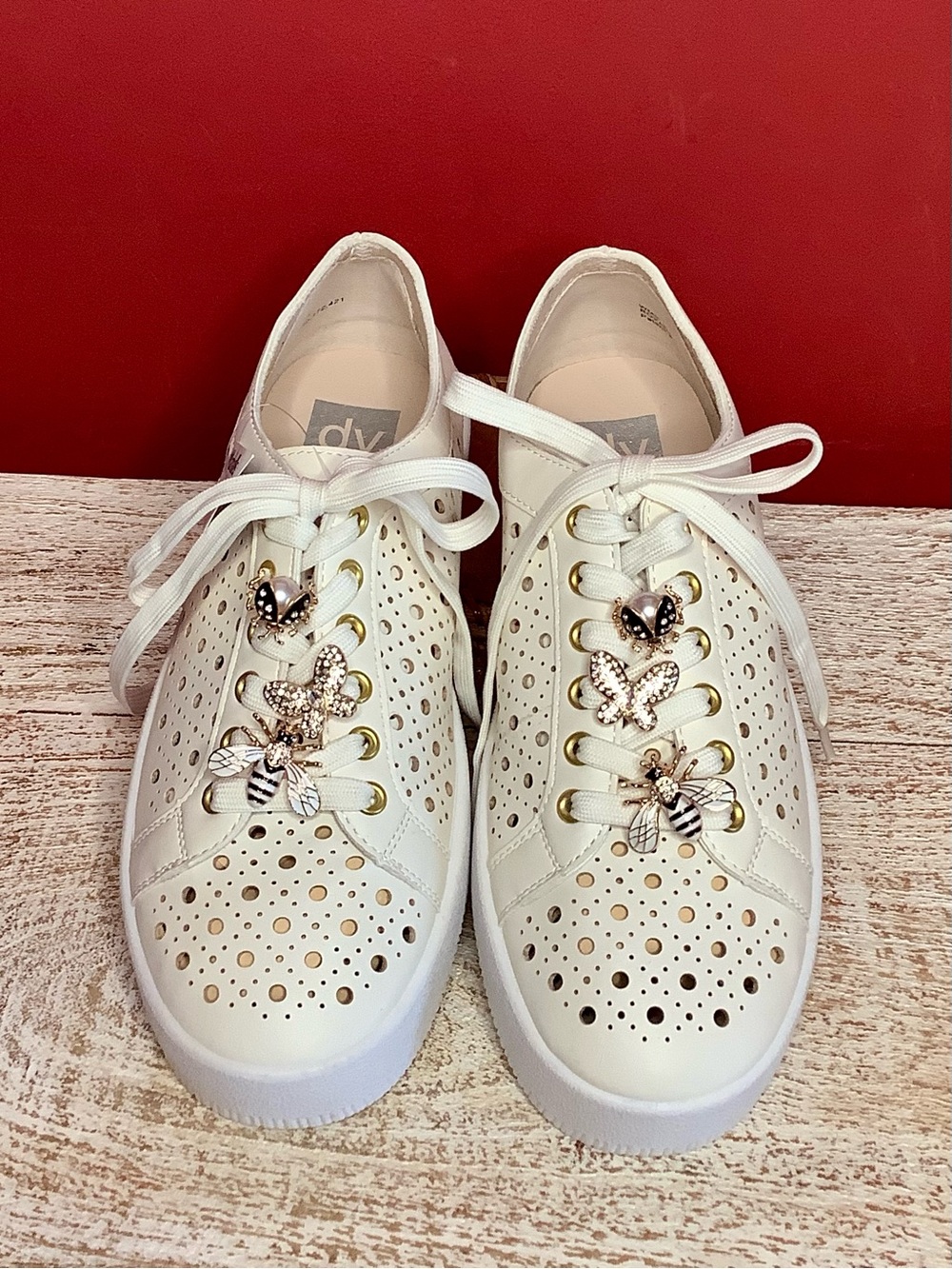 DV Roxanne Off White Airy Platform Sneakers Bee & Butterfly Bling Charms - Picture 4 of 16